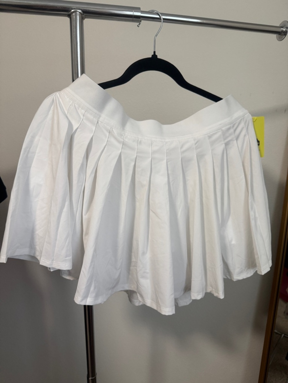 all in motion White Pleated Circle Skirt